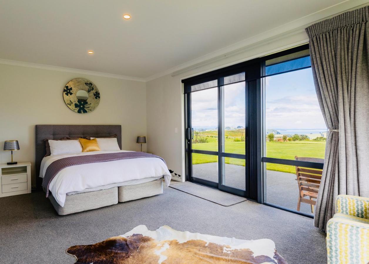 Hilltop Whakaipo Estate เทาโป ภายนอก รูปภาพ
